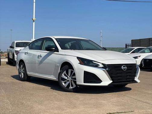 2025 Nissan Altima S FWD