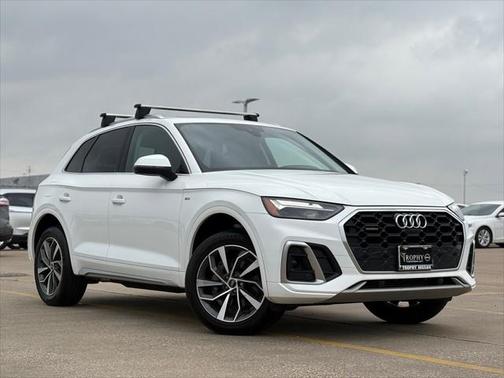 2023 Audi Q5 45 S line Premium Plus