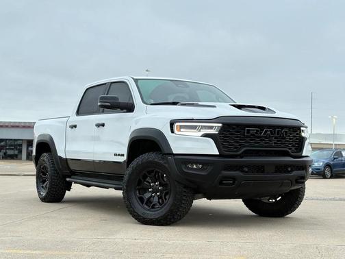 2025 RAM 1500 RHO Crew Cab 4x4 5'7' Box