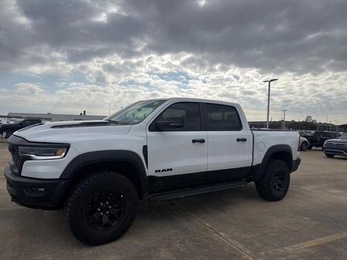 2025 RAM 1500 RHO Crew Cab 4x4 5'7' Box