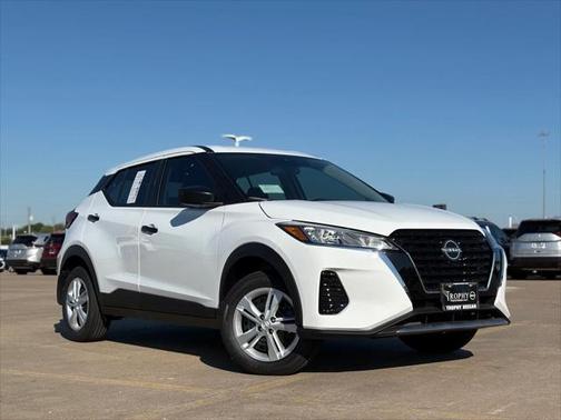 2025 Nissan Kicks S