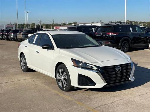 2025 Nissan Altima S FWD