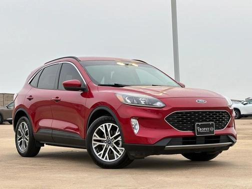 2021 Ford Escape SEL