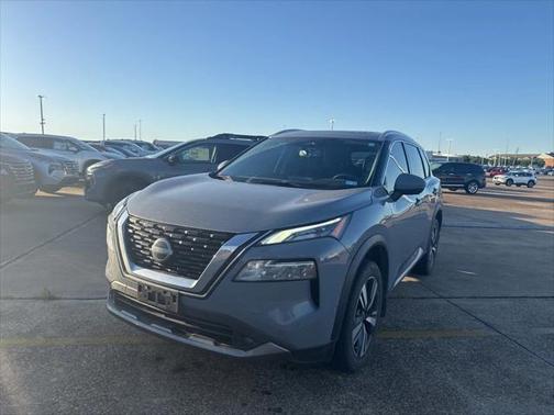 2022 Nissan Rogue SL