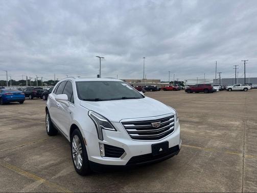 Crystal White Tricoat 2019 Cadillac XT5 Premium Luxury