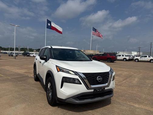 Glacier White 2023 Nissan Rogue S