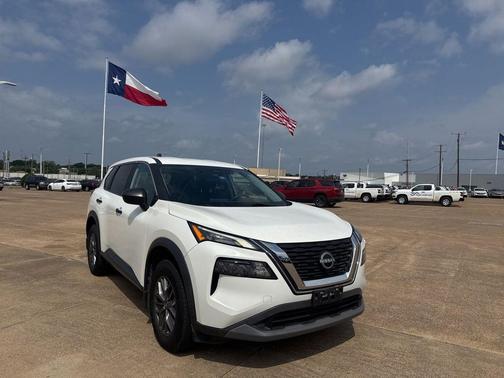 Glacier White 2023 Nissan Rogue S