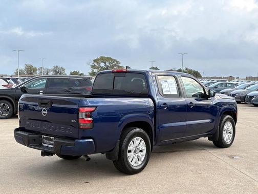 2023 Nissan Frontier SV
