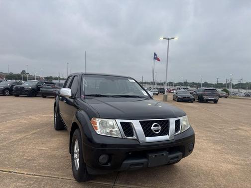 Magnetic Black Pearl 2019 Nissan Frontier SV