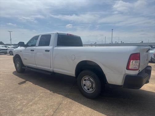 2022 RAM 2500 Tradesman Crew Cab 4x2 8' Box