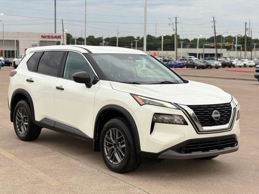 Glacier White 2023 Nissan Rogue S