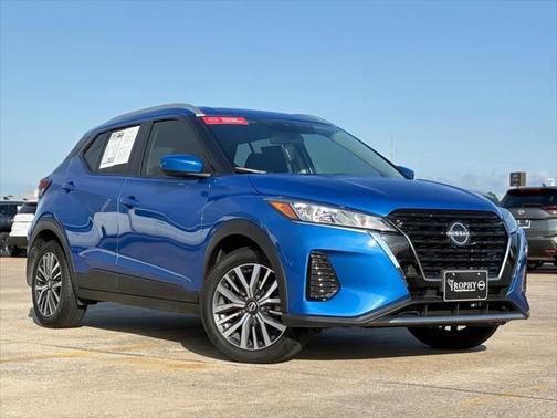 2022 Nissan Kicks SV