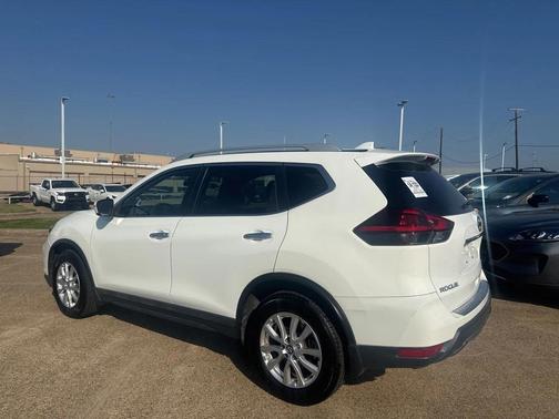 2020 Nissan Rogue S