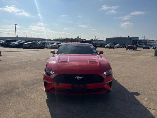 2022 Ford Mustang EcoBoost Premium