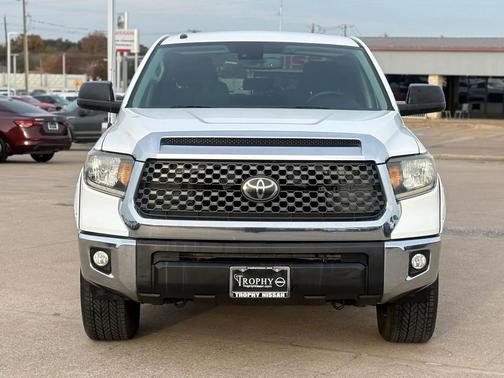 2019 Toyota Tundra SR5