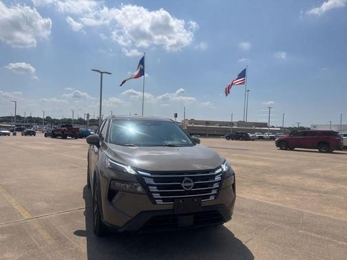 Baja Storm Metallic 2024 Nissan Rogue SV