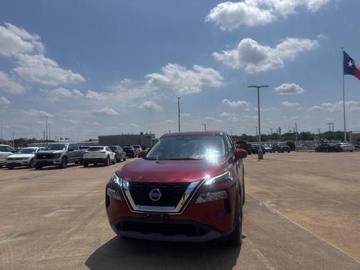 Scarlet Ember Tintcoat 2021 Nissan Rogue SV