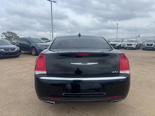 2020 Chrysler 300 Limited
