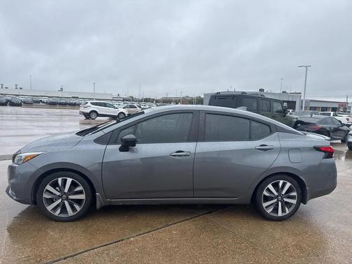 2020 Nissan Versa 1.6 S