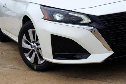 2024 Nissan Altima S FWD