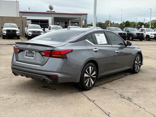 2022 Nissan Altima 2.5 SL
