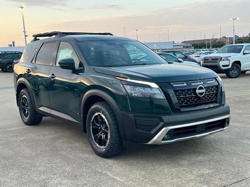 2025 Nissan Pathfinder Rock Creek 4WD