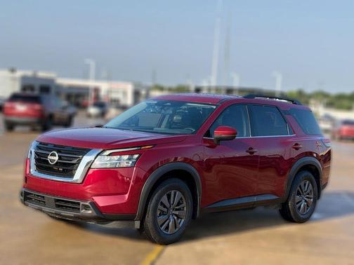 Scarlet 2022 Nissan Pathfinder SV 2WD
