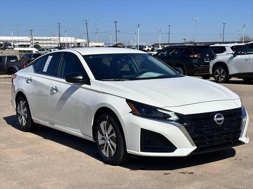 2025 Nissan Altima S FWD