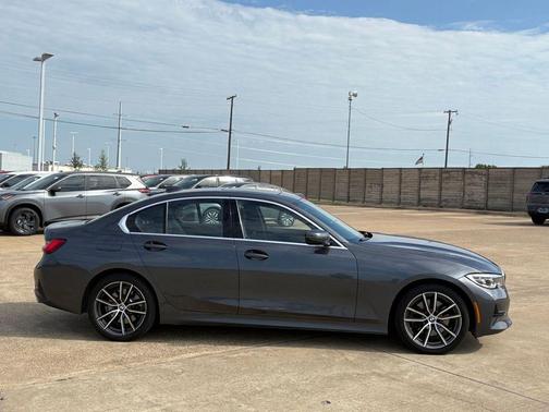 Mineral Gray Metallic 2019 BMW 330 330i
