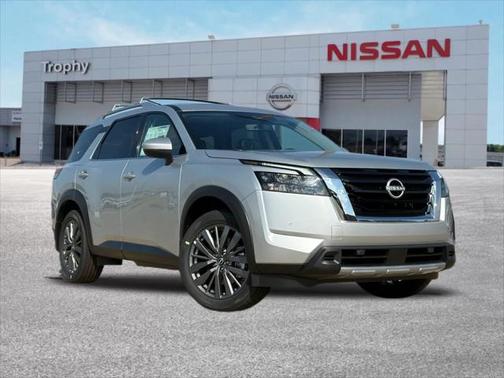 2025 Nissan Pathfinder SL FWD