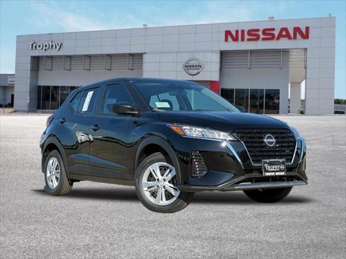 2025 Nissan Kicks S