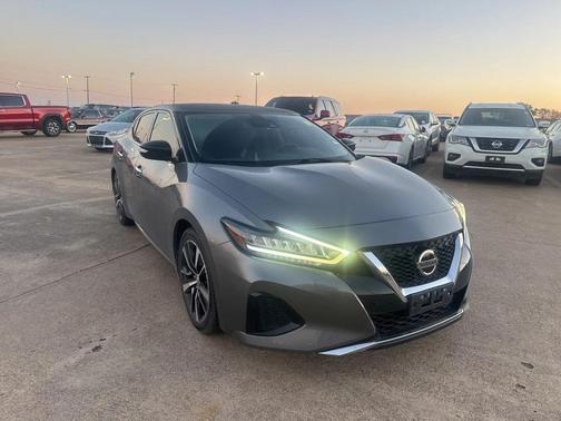 2022 Nissan Maxima SV Xtronic CVT