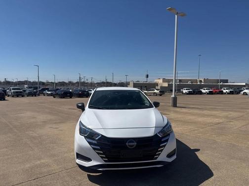 2024 Nissan Versa 1.6 S