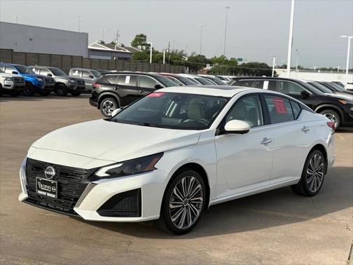 2023 Nissan Altima 2.5 SL