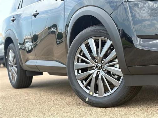2025 Nissan Pathfinder SL FWD