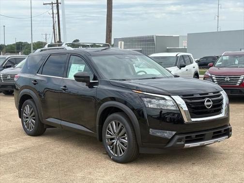 2025 Nissan Pathfinder SL FWD