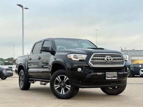 2017 Toyota Tacoma TRD Sport