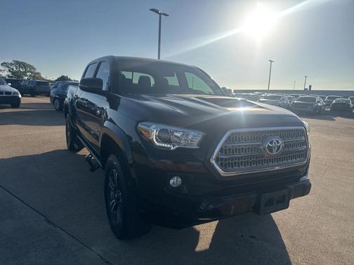 2017 Toyota Tacoma TRD Sport