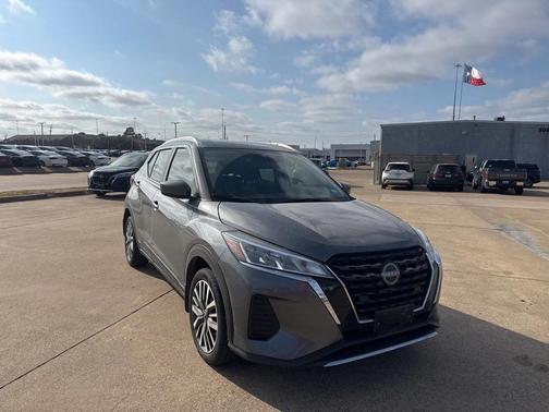 2024 Nissan Kicks SV