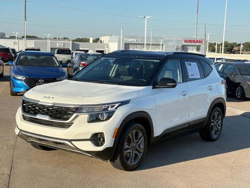 2022 Kia Seltos S