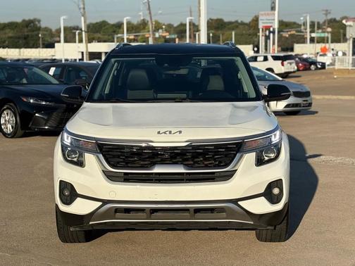 2022 Kia Seltos S