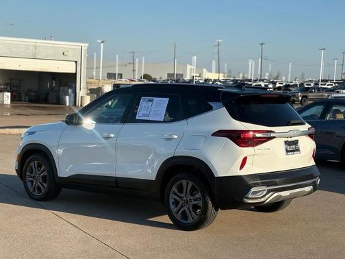 2022 Kia Seltos S