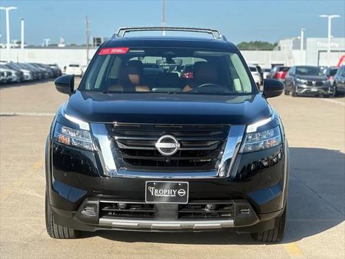 2023 Nissan Pathfinder Platinum 4WD