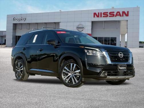 2023 Nissan Pathfinder Platinum 4WD