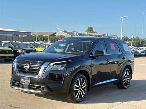2023 Nissan Pathfinder Platinum 4WD