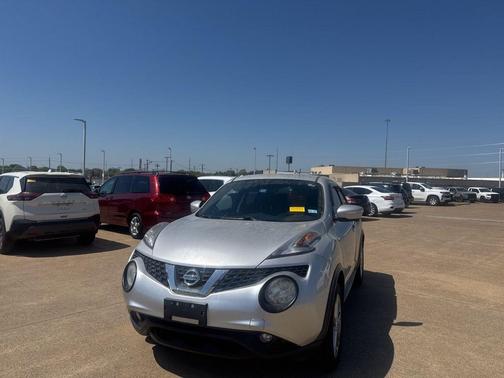 Brilliant Silver 2016 Nissan Juke SL