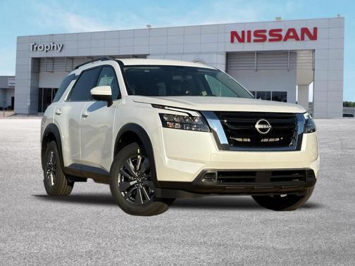 2025 Nissan Pathfinder SV FWD