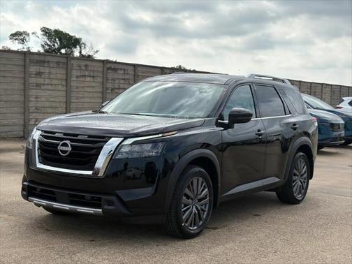 2025 Nissan Pathfinder SL FWD
