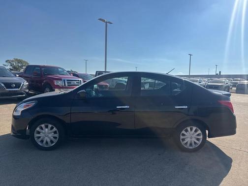 2019 Nissan Versa 1.6 SV