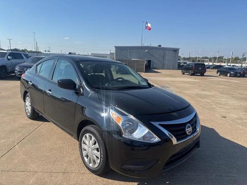 2019 Nissan Versa 1.6 SV